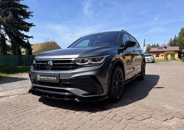 Volkswagen Tiguan cena 135300 przebieg: 25000, rok produkcji 2022 z Warszawa małe 211